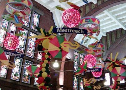 station maastricht met de trein naar de kerstmarkt